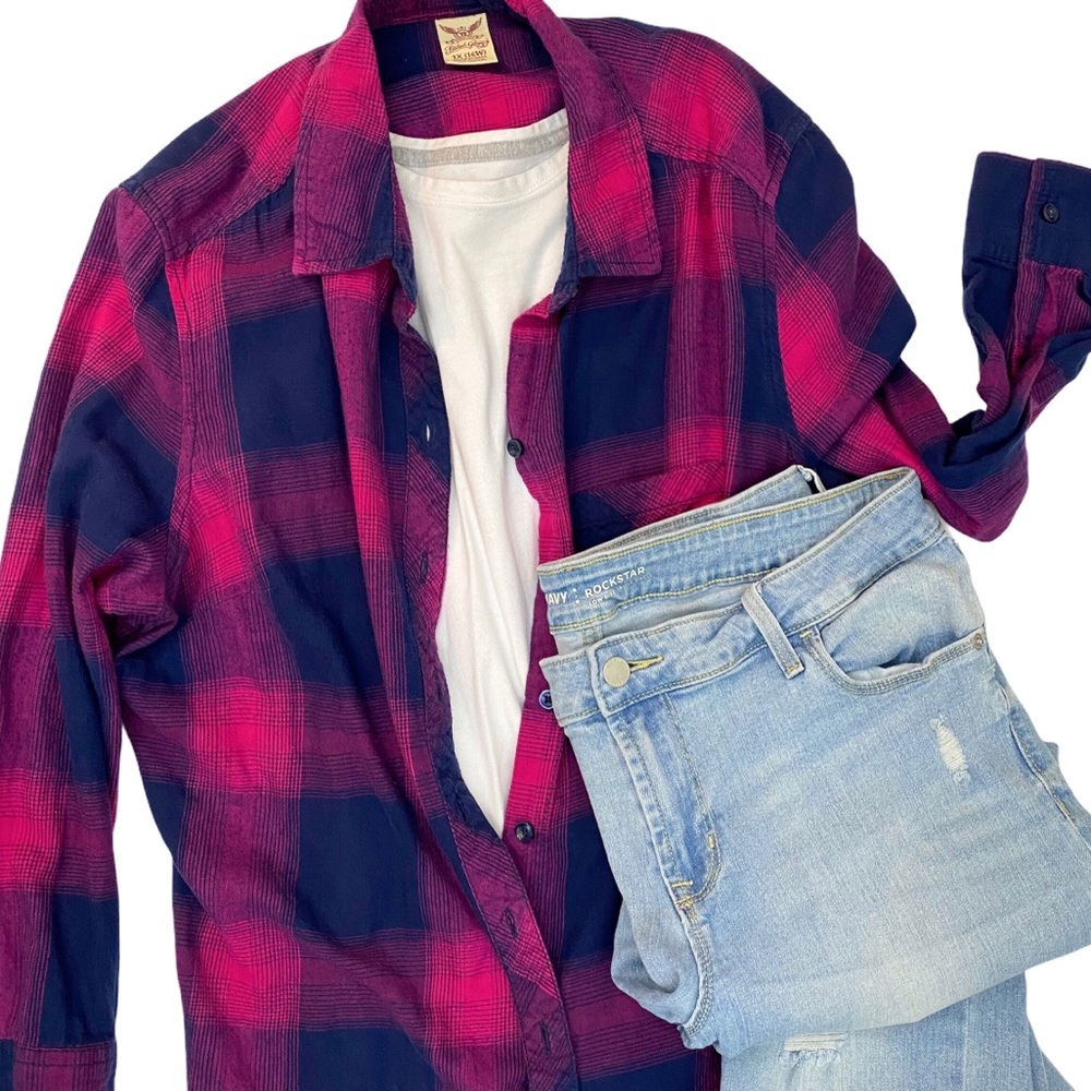 Navy and fuchsia women’s flannel by Faded Glory
